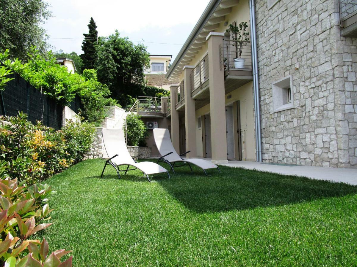 Villa Kiara Torri Del Benaco Exteriör bild